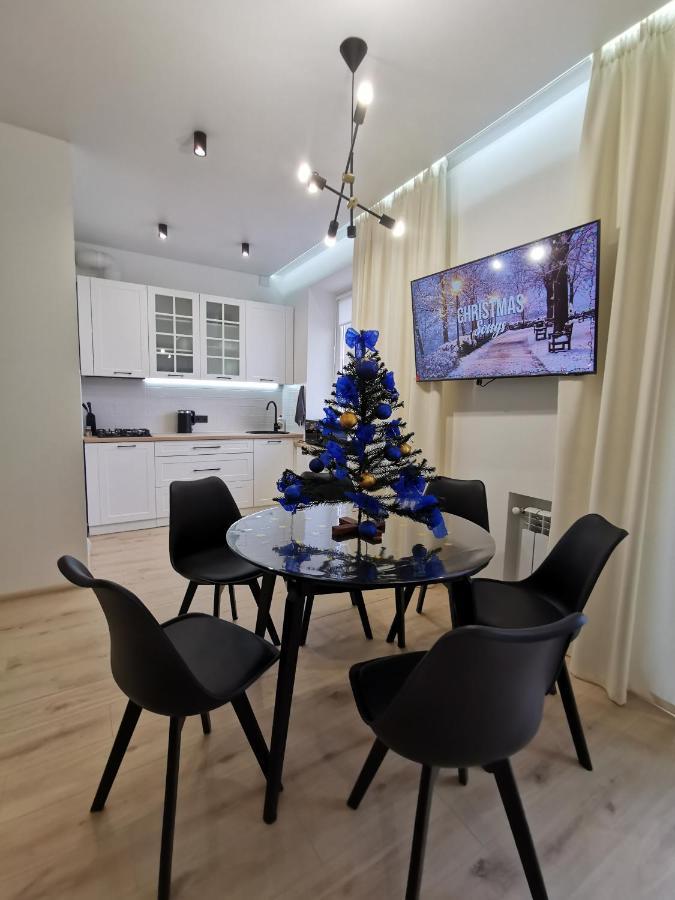 Soborna Apartment Riwne Exterior foto