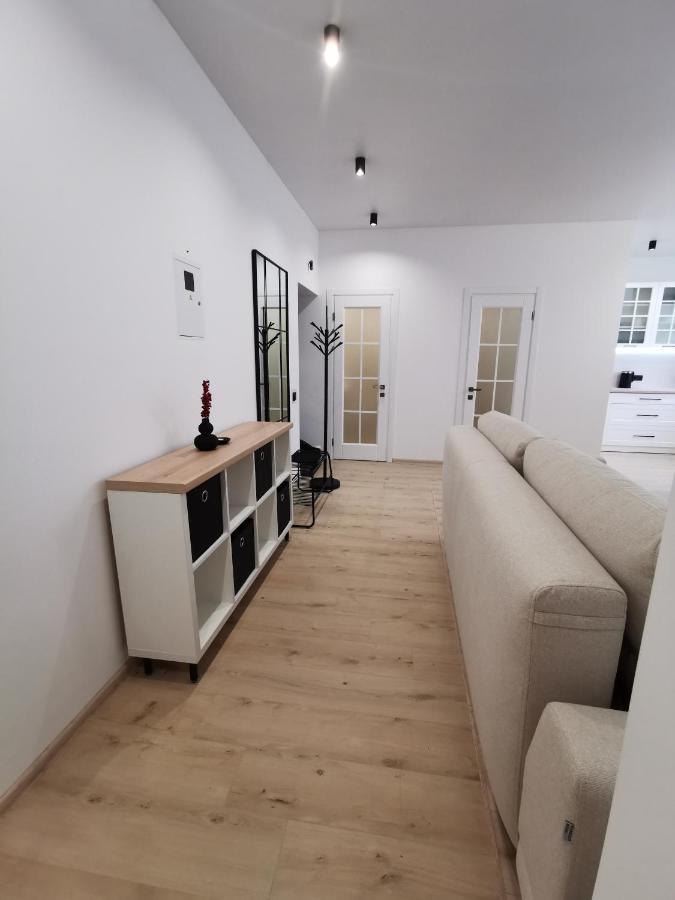 Soborna Apartment Riwne Exterior foto