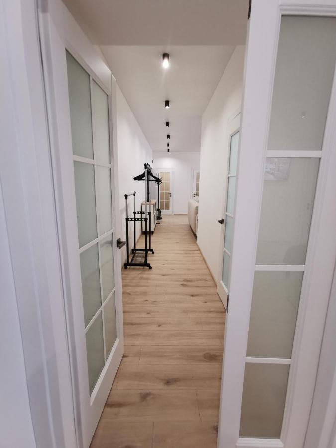 Soborna Apartment Riwne Exterior foto