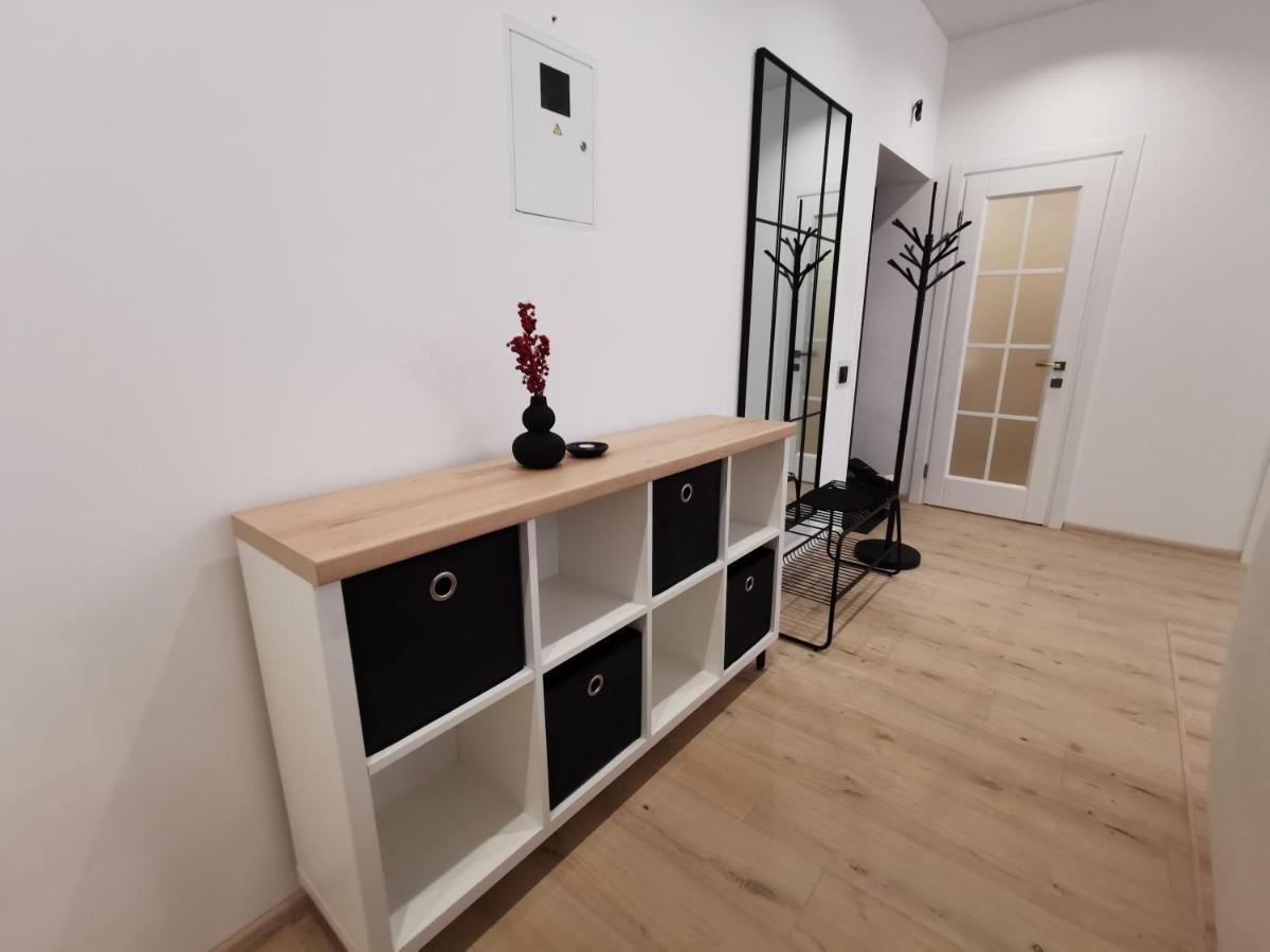 Soborna Apartment Riwne Exterior foto