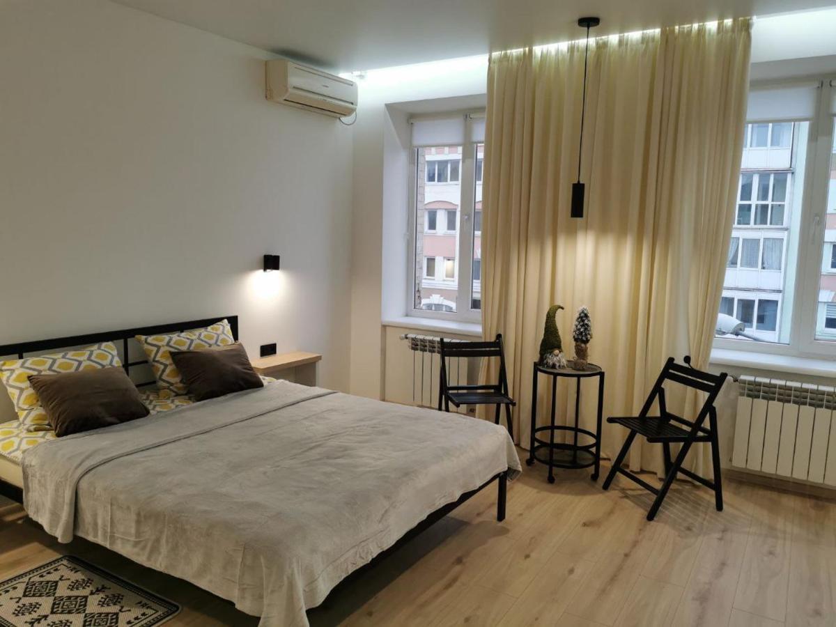 Soborna Apartment Riwne Exterior foto