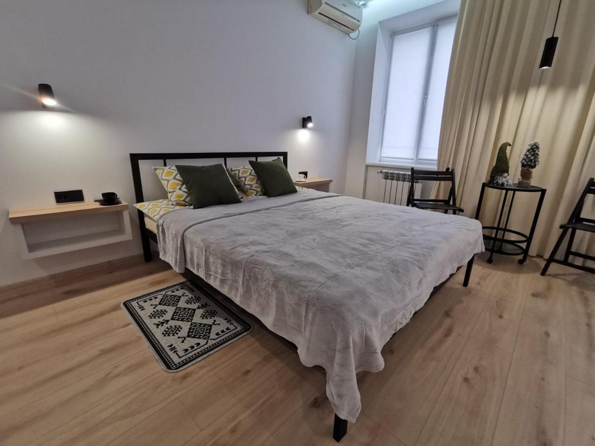Soborna Apartment Riwne Exterior foto