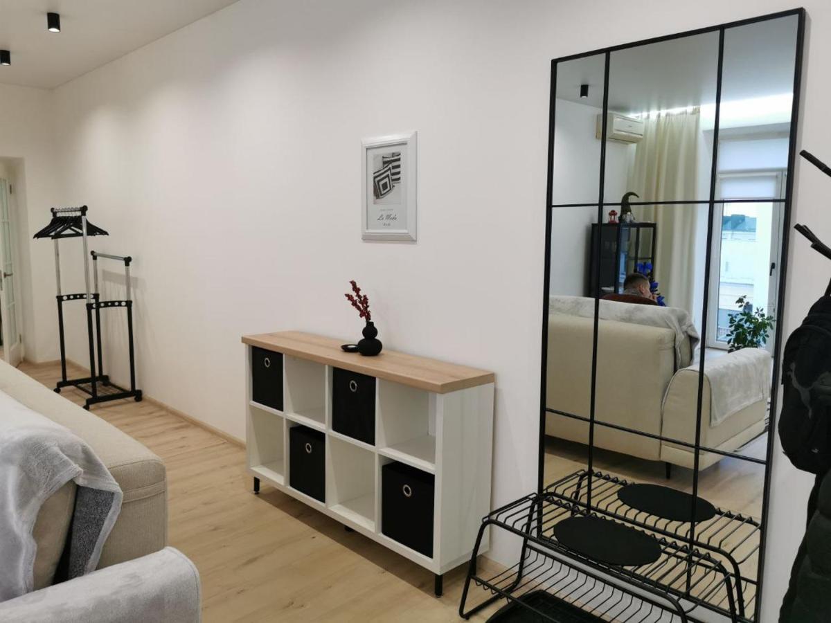 Soborna Apartment Riwne Exterior foto