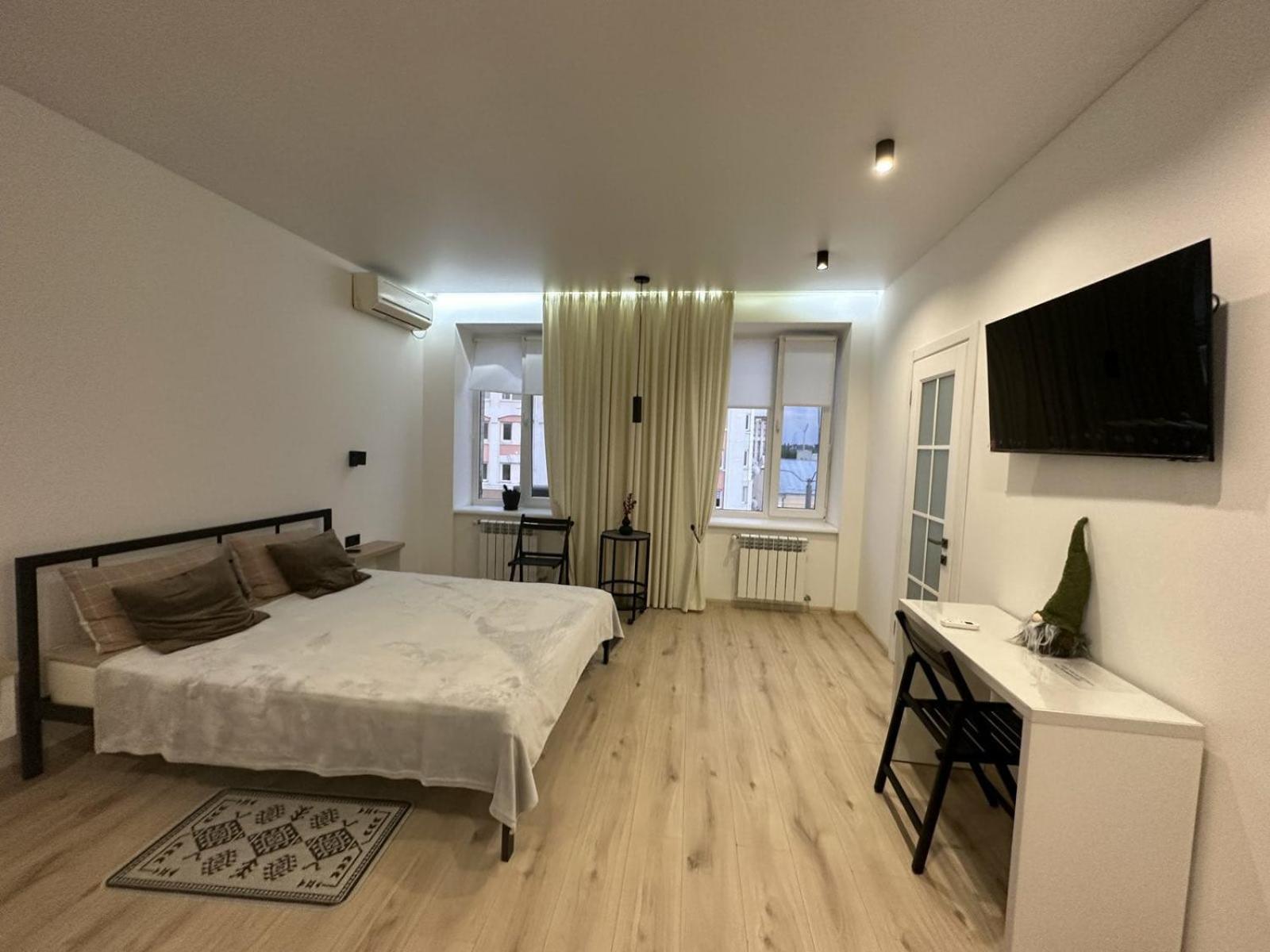 Soborna Apartment Riwne Exterior foto
