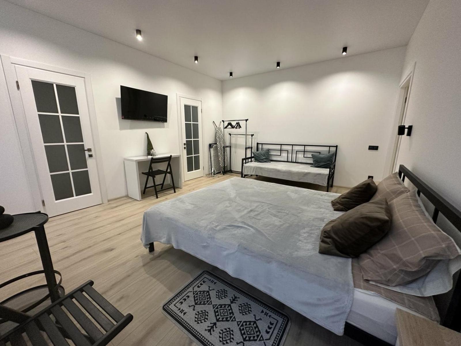 Soborna Apartment Riwne Exterior foto