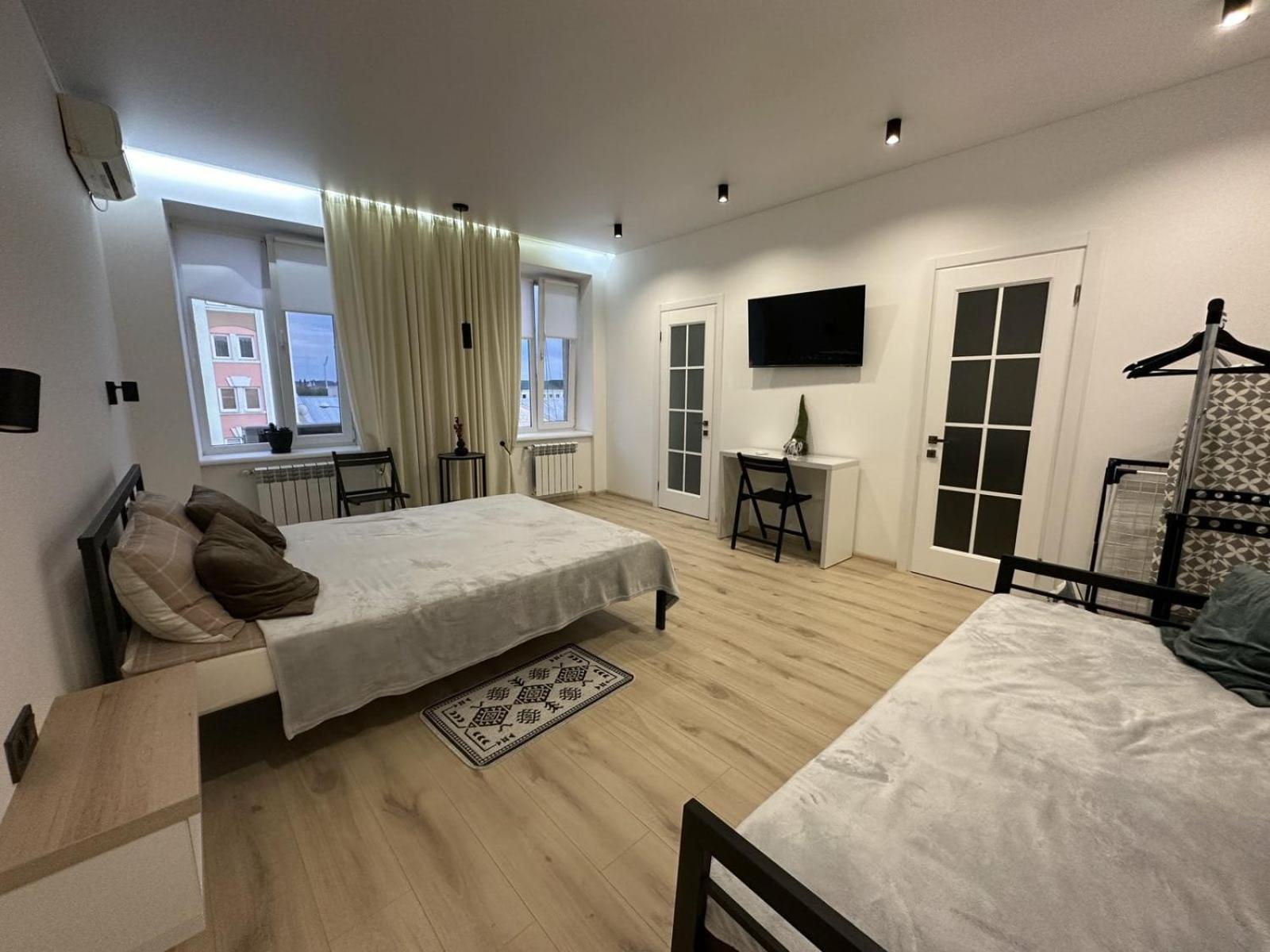 Soborna Apartment Riwne Exterior foto